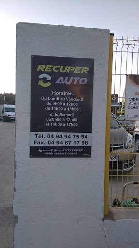 Aperçu des activités de la casse automobile RECUPERAUTO située à SIX-FOURS-LES-PLAGES (83140)